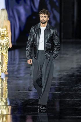 Arda Saatçi – L’Oréal Paris Express Your Worth Fashion Show in Paris, France, on September 29, 2025 Olivier Borde Bestimage L’Oréal Paris Fashion Show, Express Your Worth in Paris, France, September 2025, France  Copyright: xOLIVIERxBORDEx xBESTIMAGExOLIVIERxBORDEx xBESTIMAGEx