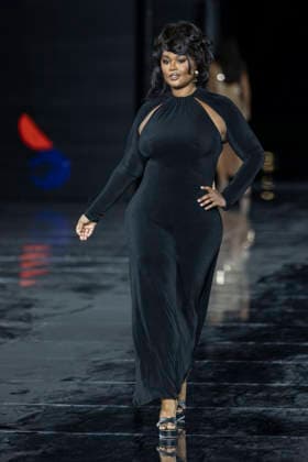 Precious Lee – L’Oréal Paris Express Your Worth Fashion Show in Paris, France, on September 29, 2025 Olivier Borde Bestimage L’Oréal Paris Fashion Show, Express Your Worth in Paris, France, September 2025, France  Copyright: xOLIVIERxBORDEx xBESTIMAGExOLIVIERxBORDEx xBESTIMAGEx
