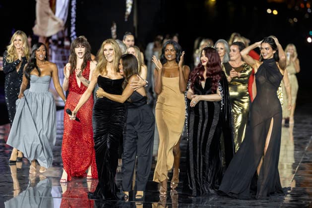 Céline Dion with Heidi Klum, Aja Naomi King, Bebe Vio Grandis, Cara Delevingne, Céline Dion, Eva Longoria, Simone Ashley, Aishwarya Rai Bachchan, and Kendall Jenner – L’Oréal Paris Express Your Worth Fashion Show in Paris, France, on September 29, 2025. Olivier Borde, Bestimage. L’Oréal Paris Fashion Show, Express Your Worth, in Paris, France, September 2025, France Copyright: xOLIVIERxBORDEx xBESTIMAGExOLIVIERxBORDEx xBESTIMAGEx