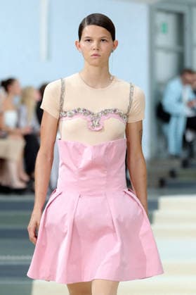 PFW - Julie Kegels Runway A model walks the runway during the Julie Kegels Womenswear Spring Summer 2027 show as part of Paris Fashion Week on September 28, 2026 in Paris, France. Photo by Alain-Gil Gonzalez ABACAPRESS.COM Paris France  Copyright: xGonzalezxAlain-Gil ABACAx