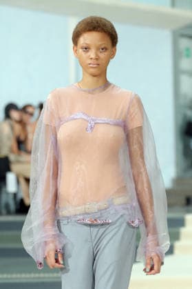 PFW - Julie Kegels Runway A model walks the runway during the Julie Kegels Womenswear Spring Summer 2027 show as part of Paris Fashion Week on September 28, 2026 in Paris, France. Photo by Alain-Gil Gonzalez ABACAPRESS.COM Paris France  Copyright: xGonzalezxAlain-Gil ABACAx