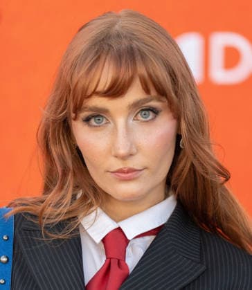 Los Angeles Premiere Of Warner Bros. Pictures Digger US model Kate Altman arrives on the red carpet premiere of Digger at the Directors Village in Westwood California on Sep. 28, 2026. Connor Terry ImageSPACE Westwood The Directors Village California United States Copyright: xConnorxTerry imageSPACEx