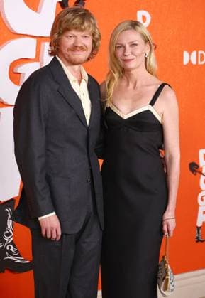 DIGGER Film Premiere in Los Angeles DIGGER Film Premiere at the Directors Village Theater in Westwood, California on 9 28 26. 28 Sep 2026 Pictured: Jesse Plemons, Kirsten Dunst.  Copyright: xThexMegaxAgencyxRiverx xMEGAx