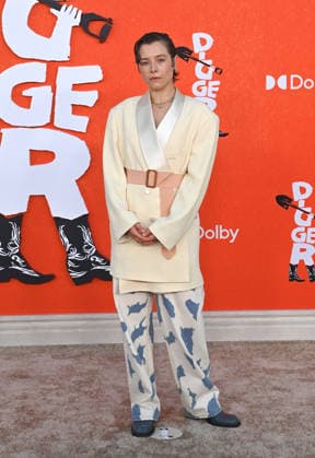 ˜Digger™ US Premiere Emma D Arcy arriving to the Digger US premiere held at the Directors Village on September 28, 2026 in Westwood, CA. Westwood Directors Village California USA Copyright: xLISAxOConnorx xAFF-USA.comx