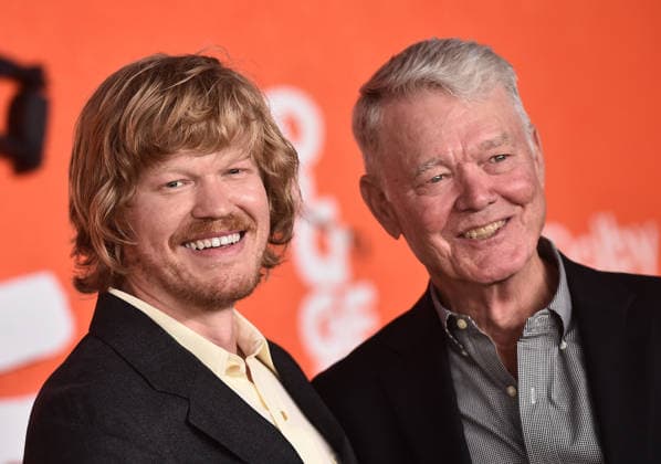 ˜Digger™ US Premiere Jesse Plemons and Jim Bob Plemons arriving to the Digger US premiere held at the Directors Village on September 28, 2026 in Westwood, CA. Westwood Directors Village California USA Copyright: xLISAxOConnorx xAFF-USA.comx