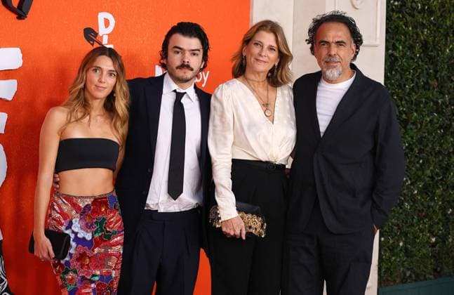 DIGGER Film Premiere in Los Angeles DIGGER Film Premiere at the Directors Village Theater in Westwood, California on 9 28 26. 28 Sep 2026 Pictured: Maria Eladia Inarritu, Eliseo Inarritu, Maria Eladia Hagerman, Alejandro Gonzalez Inarritu.  Copyright: xThexMegaxAgencyxRiverx xMEGAx