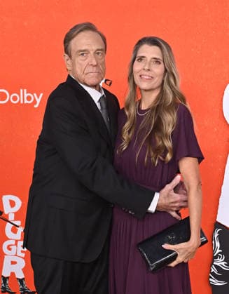 ˜Digger™ US Premiere John Goodman and Anna Beth Goodman arriving to the Digger US premiere held at the Directors Village on September 28, 2026 in Westwood, CA. Westwood Directors Village California USA Copyright: xLISAxOConnorx xAFF-USA.comx