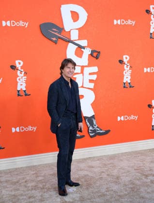 Digger Premiere - Los Angeles, USA LOS ANGELES, USA. September 28, 2026: Tom Cruise at the premiere for Digger at Directors Village. Los Angeles CA USA  Copyright: xPaulxSmith Featureflashx
