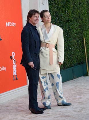 Digger Premiere - Los Angeles, USA LOS ANGELES, USA. September 28, 2026: Tom Cruise & Emma D Arcy at the premiere for Digger at Directors Village. Los Angeles CA USA  Copyright: xPaulxSmith Featureflashx