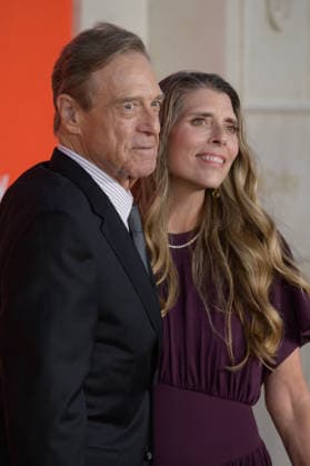 Digger Premiere - Los Angeles, USA LOS ANGELES, USA. September 28, 2026: John Goodman & Anna Beth Goodman at the premiere for Digger at Directors Village. Los Angeles CA USA  Copyright: xPaulxSmith Featureflashx