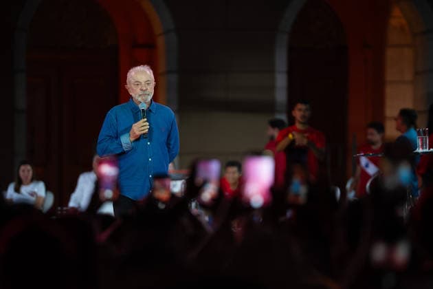 BELÃ M, PA - 28.09.2026: LULA EM BELÃ M - Lula (PT) gathered around 85 thousand people in Praca da Republica, this Monday (28) in BelÃ m, accompanied by local leaders in an electoral event marked by celebration. In his speech, the candidate defended education, women& 39;s rights and national sovereignty. In the photo, President Lula. x3021840x  FilipexBispo