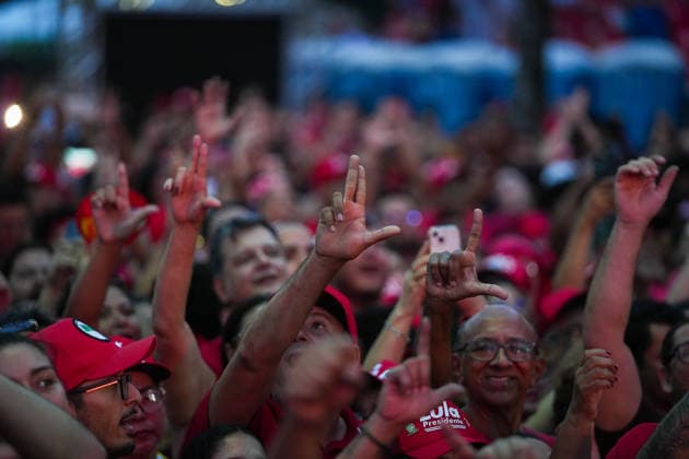 BELÃ M, PA - 28.09.2026: LULA EM BELÃ M - Lula (PT) gathered around 85 thousand people in Praca da Republica, this Monday (28) in BelÃ m, accompanied by local leaders in an electoral event marked by celebration. In his speech, the candidate defended education, women& 39;s rights and national sovereignty. x3021846x  FilipexBispo