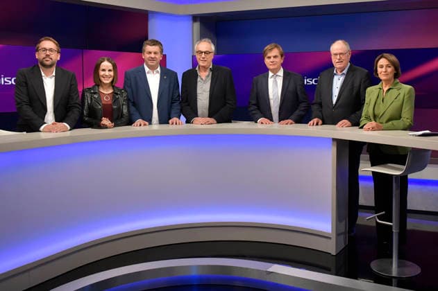 Paul Ronzheim, Sophia Maier, Sven Schulze, Christian Rach, Bernd Baumann, Peer Steinbrücke, and Sandra Maischberger on the ARD talk show *maischberger* at the studio in Berlin-Adlershof, Berlin, September 28, 2026 Foto:xM.xBehrensx xFuturexImagex maischberger2809_6902