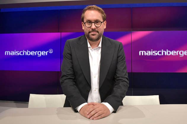 Paul Ronzheimer on the ARD talk show *maischberger* at the studio in Berlin-Adlershof, Berlin, September 28, 2026 Foto:xM.xBehrensx xFuturexImagex maischberger2809_6907