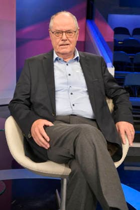 Peer Steinbrück on the ARD talk show *maischberger* at the studio in Berlin-Adlershof, Berlin, September 28, 2026 Foto:xM.xBehrensx xFuturexImagex maischberger2809_6928