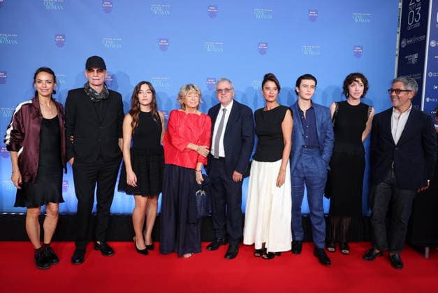 The jury: Bérénice Bejo, Gaëtan Roussel, Luana Bajrami, Danièle Thompson, Daniel Auteuil (Jury President), Vanessa Schneider, Malik Frikah, Sara Giraudeau, Manu Payet Red carpet at the opening night of the 8th edition of the Ciné Roman Festival in Nice on September 28, 2026 Jacovides Bebert Bestimage 2026, Nice, France Copyright: xBrunoxBebertx xDominiquexjacovidesx xBestimagexBrunoxBebertx xDominiquexjacovidesx xBestimagex