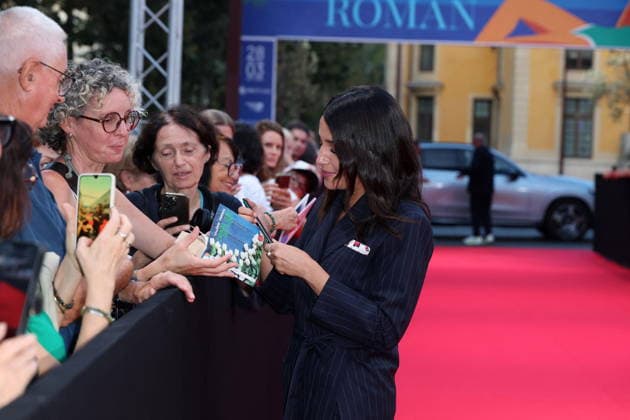 Leïla Bekhti on the red carpet at the opening night of the 8th edition of the Ciné Roman Festival in Nice on September 28, 2026 Jacovides Bebert Bestimage Red carpet at the opening night of the 8th edition of the Ciné Roman Festival in Nice on September 28, 2026 Nice, France  Copyright: xBrunoxBebertx xDominiquexjacovidesx xBestimagexBrunoxBebertx xDominiquexjacovidesx xBestimagex