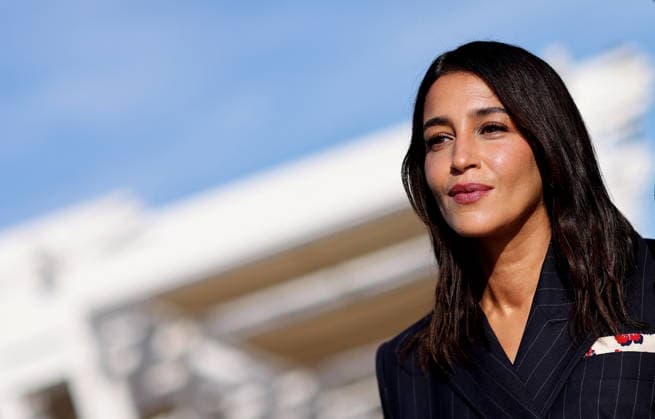 Leïla Bekhti Photocall for the film *Changer l’eau des fleurs*, directed by Jean-Pierre Jeunet and based on the novel by Valérie Perrin, as part of the 8th edition of the Ciné Roman Festival in Nice on September 28, 2026. Jacovides Bebert, Bestimage. Photocall for the film *Changer l’eau , directed by Jean-Pierre Jeunet and based on the novel by Valérie Perrin, at the 8th edition of the Ciné Roman Festival in Nice on September 28, 2026, Paris, France  Copyright: xBrunoxBebertx xDominiquexjacovidesx xBestimagexBrunoxBebertx xDominiquexjacovidesx xBestimagex