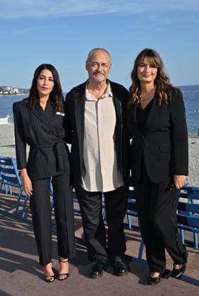 Leïla Bekhti, Jean-Pierre Jeunet and Valérie Perrin Photocall for the film *Changer l eau des fleurs*, directed by Jean-Pierre Jeunet and based on the novel by Valérie Perrin, as part of the 8th edition of the Ciné Roman Festival in Nice on September 28, 2026. Jacovides Bebert, Bestimage. Photocall for the film *Changer l’eau des fleurs*, directed by Jean-Pierre Jeunet and based on the novel by Valérie Perrin, at the 8th edition of the Ciné Roman Festival in Nice on September 28, 2026, Paris, France Copyright: xBrunoxBebertx xDominiquexjacovidesx xBestimagexBrunoxBebertx xDominiquexjacovidesx xBestimagex