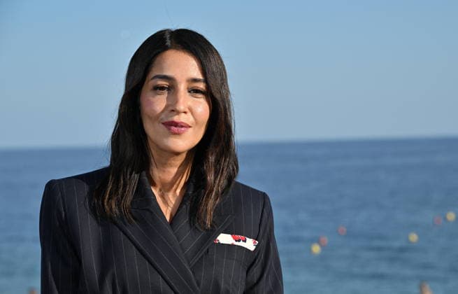 Leïla Bekhti Photocall for the film *Changer l’eau des fleurs*, directed by Jean-Pierre Jeunet and based on the novel by Valérie Perrin, as part of the 8th edition of the Ciné Roman Festival in Nice on September 28, 2026. Jacovides Bebert, Bestimage. Photocall for the film *Changer l’eau , directed by Jean-Pierre Jeunet and based on the novel by Valérie Perrin, at the 8th edition of the Ciné Roman Festival in Nice on September 28, 2026, Paris, France  Copyright: xBrunoxBebertx xDominiquexjacovidesx xBestimagexBrunoxBebertx xDominiquexjacovidesx xBestimagex