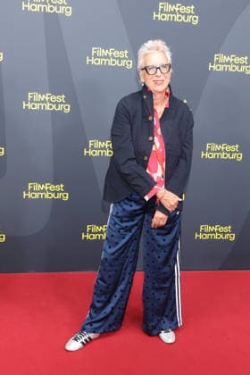 HAMBURG FILM FESTIVAL 2026, Day 4: Doris Doerrie, Hamburg Film Festival, Ms. Winkler leaves the building, Cinemaxx, Hamburg, September 28, 2026 Copyright: xEventpressxBecherx