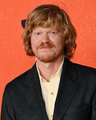 September 28, 2026, Westwood, California, USA: American actor JESSE PLEMONS attends the Los Angeles Premiere Of Warner Bros. Pictures Digger red carpet. Westwood USA  - ZUMAb173 20260928_aap_b173_017 Copyright: xBillyxBennightx