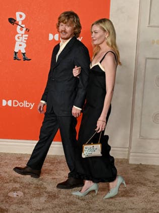 September 28, 2026, Westwood, California, USA: American actor JESSE PLEMONS and American actress and singer KIRSTEN DUNST attend the Los Angeles Premiere Of Warner Bros. Pictures Digger red carpet. Westwood USA  - ZUMAb173 20260928_aap_b173_025 Copyright: xBillyxBennightx