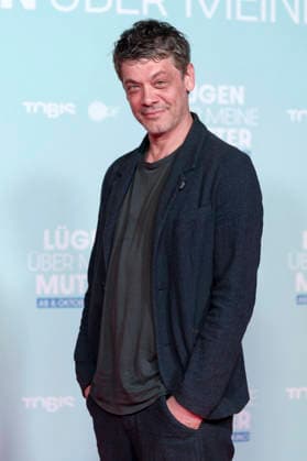 Carlo Ljubek at the premiere of the feature film *Lies About My Mother* at the Astor Film Lounge in Arri Munich, September 28, 2026 Foto:xN.xKolinzx xFuturexImagex mutter_6918