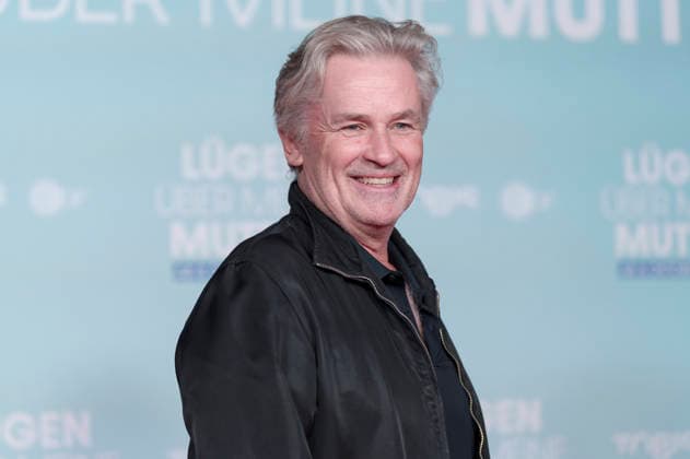 Timothy Peach at the premiere of the movie *Lies About My Mother* at the Astor Film Lounge in Arri Munich, September 28, 2026 Foto:xN.xKolinzx xFuturexImagex mutter_6926