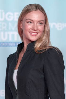 Lilly Krug at the premiere of the movie *Lies About My Mother* at the Astor Film Lounge in Arri Munich, September 28, 2026 Foto:xN.xKolinzx xFuturexImagex mutter_6941