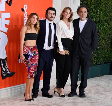 Alejandro G. I–‡rritu (R) and his daughter Mar a Eladia I–‡rritu, son Eliseo I–‡rritu and wife Mar a Eladia Hagerman attend the premiere of the dramatic dark comedy motion picture Digger at the Director s Village in the Westwood section of Los Angeles on Monday, September 28, 2026. Storyline: The most powerful man in the world embarks on a frantic mission to prove he is humanity s savior before the disaster he s unleashed destroys everything.  LAP2026092820 JIMxRUYMEN