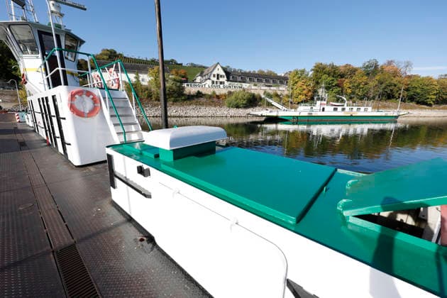 Historic Low Water Level, September 29, 2026: Due to low water levels, the Rhine currently has a water level of minus 27 centimeters at the Kornsand landing site for the Landskrone ferry between Kornsand and Nierstein, near Worms. This is a historic record low. Dredging wo