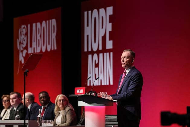 Labour Party Annual Conference Day Three Sir Chris Bryant MP, Secretary of State for Northern Ireland speaks during the Labour Party Annual Conference Day Three at Convention Centre, Liverpool, United Kingdom on 29 September 2026 (Photo by Mark Cosgrove News Images) Liverpool Convention Centre Merseyside United Kingdom Copyright: xMarkxCosgrove NewsxImagesx