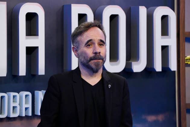 September 28, 2026, Madrid, Community Of Madrid, Spain: Spanish director KOLDO SERRA poses on the blue carpet during the premiere of the second season of the Amazon Prime Video series Reina Roja: Loba Negra at Cine Capitol on Monday, September 28, 2026, in Madrid, Spain. Serra directed the thriller series based on the bestselling novel by Juan Gomez-Jurado, which follows the protagonists as they face the Russian mafia in the Costa del Sol. The exclusive debut gathered the main cast and Spanish celebrities to celebrate the show s upcoming global release on October 2, 2026. Madrid Spain - ZUMAo127 20260928_zep_o127_119 Copyright: xHugoxOrtunox