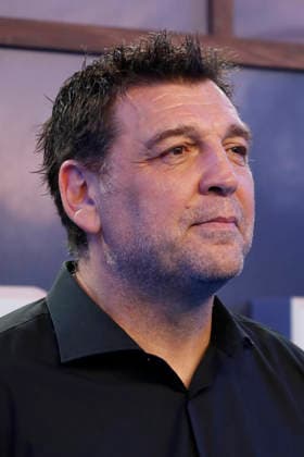 September 28, 2026, Madrid, Community Of Madrid, Spain: Spanish actor HOVIK KEUCHKERIAN, who plays the lead role of Jon Gutierrez, poses on the blue carpet during the premiere of the second season of the Amazon Prime Video series Reina Roja: Loba Negra at Cine Capitol on Monday, September 28, 2026, in Madrid, Spain. Directed by Koldo Serra and based on the bestselling novel by Juan Gomez-Jurado, the thriller series follows Gutierrez and Antonia Scott as they face the Russian mafia in the Costa del Sol. The exclusive debut gathered the main cast and Spanish celebrities to celebrate the show s upcoming global release on October 2, 2026. Madrid Spain - ZUMAo127 20260928_zep_o127_168 Copyright: xHugoxOrtunox