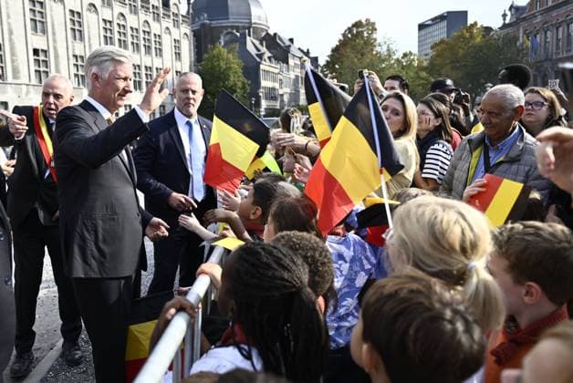 King Philippe - Filip of Belgium pictured during a moment with the local population, on the Place Saint-Lambert, in Liege, Tuesday 29 September 2026, part of a visit to Liege of the Belgian Royals.  ERICxLALMAND 188184937