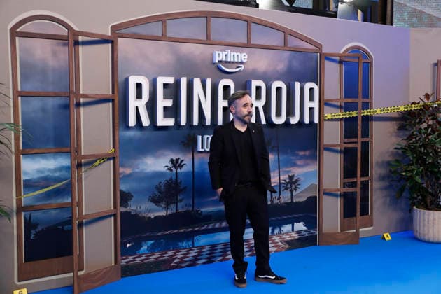 September 28, 2026, Madrid, Community Of Madrid, Spain: Spanish director KOLDO SERRA poses on the blue carpet during the premiere of the second season of the Amazon Prime Video series Reina Roja: Loba Negra at Cine Capitol on Monday, September 28, 2026, in Madrid, Spain. Serra directed the thriller series based on the bestselling novel by Juan Gomez-Jurado, which follows the protagonists as they face the Russian mafia in the Costa del Sol. The exclusive debut gathered the main cast and Spanish celebrities to celebrate the show s upcoming global release on October 2, 2026. Madrid Spain - ZUMAo127 20260928_zep_o127_128 Copyright: xHugoxOrtunox