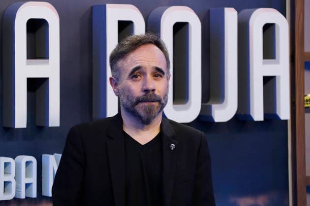 September 28, 2026, Madrid, Community Of Madrid, Spain: Spanish director KOLDO SERRA poses on the blue carpet during the premiere of the second season of the Amazon Prime Video series Reina Roja: Loba Negra at Cine Capitol on Monday, September 28, 2026, in Madrid, Spain. Serra directed the thriller series based on the bestselling novel by Juan Gomez-Jurado, which follows the protagonists as they face the Russian mafia in the Costa del Sol. The exclusive debut gathered the main cast and Spanish celebrities to celebrate the show s upcoming global release on October 2, 2026. Madrid Spain - ZUMAo127 20260928_zep_o127_130 Copyright: xHugoxOrtunox