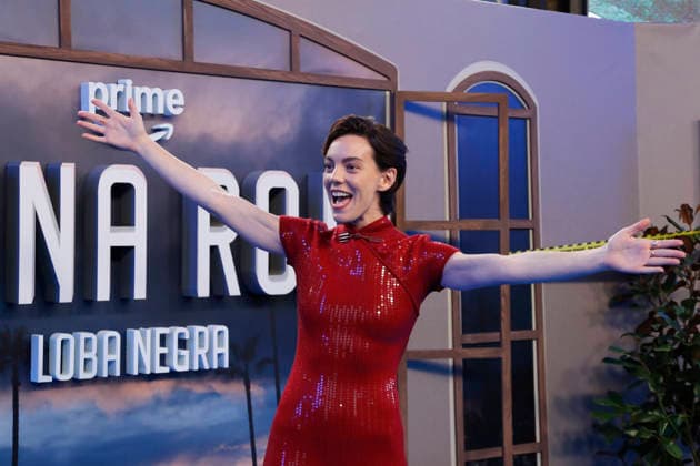 September 28, 2026, Madrid, Community Of Madrid, Spain: Spanish actress VICKY LUENGO reacts with a smile as she sees her co-star Hovik Keuchkerian (out of frame) arriving to join her on the blue carpet during the premiere of the second season of the Amazon Prime Video series Reina Roja: Loba Negra at Cine Capitol on Monday, September 28, 2026, in Madrid, Spain. Luengo, who plays the lead role of Antonia Scott, dazzled in a red sequined Max Mara Resort 2027 gown inspired by the traditional Chinese qipao. Directed by Koldo Serra and based on the bestselling novel by Juan Gomez-Jurado, the thriller series follows Scott and her partner Jon Gutierrez as they face the Russian mafia in the Costa del Sol. The exclusive debut gathered the main cas - ZUMAo127 20260928_zep_o127_186 Copyright: xHugoxOrtunox