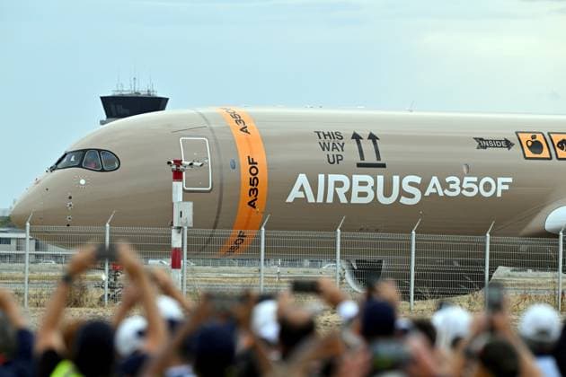 FIRST AIRBUS A350F TEST FLIGHT PHOTOPQR LA DEPECHE DU MIDI LAURENT DARD TOULOUSE SEPTEMBER 29, 2026 DDM LAURENT DARD FIRST INAUGURAL TEST FLIGHT OF THE AIRBUS A350F TOULOUSE, FRANCE, SEPTEMBER 29, 2026 FIRST AIRBUS A350F TEST FLIGHT TOULOUSE HAUTE-GARONNE, FRANCE  Copyright: xPHOTOPQR LAxDEPECHExDUxMIDI MAXPxLAURENTxDARDx 20260929DDM1115 20260929DDM1115