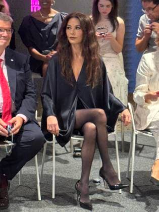 Catherine Zeta-Jones Presents the Series Kill Jackie in Bilbao Actress Catherine Zeta-Jones during the presentation of the series Kill Jackie on September 29, 2026, in Bilbao, Spain. The series, produced by Fremantle and Steel Springs Pictures in collaboration with Deabru Kalea Filmeak, was filmed last year in Bilbao and at various locations in Bizkaia, London, and Swansea. CELEBRITIES KILL JACKIE SERIES HOLLYWOOD Europa Press Reports September 29, 2026 Bilbao, Spain  Copyright: xEuropaxPressxReportajesx 7807419