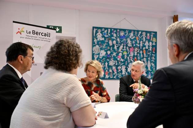 Royal Visit To The Province Of Liege LIÈGE, BELGIUM - SEPTEMBER 29: King Philippe and Queen Mathilde are visiting the province of Liège. Their itinerary begins at the nonprofit organization Le Bercail in Liège, a day and residential center for adults with intellectual disabilities. There, the King and Queen will view the memorial wall La Cabane du souvenir and an apartment adapted for people with limited mobility. They will also take part in an art workshop, during which they will create a collaborative artwork together with several beneficiaries. September 29, 2026 in Liège, Belgium, 29 09 2026 Liège Belgium  Copyright: xBertxVanxDenxBrouckex
