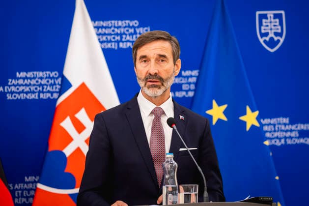 Juraj Blanar, Minister of Foreign Affairs of Slovakia, photographed during a press conference in Bratislava on September 29, 2026. Photo taken on behalf of the Ministry of Foreign Affairs in Bratislava, Slovakia. Copyright: xJulianexSonntagx