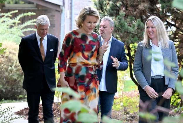 Royal Visit To The Province Of Liege LIÈGE, BELGIUM - SEPTEMBER 29: King Philippe and Queen Mathilde are visiting the province of Liège. Their itinerary begins at the nonprofit organization Le Bercail in Liège, a day and residential center for adults with intellectual disabilities. There, the King and Queen will view the memorial wall La Cabane du souvenir and an apartment adapted for people with limited mobility. They will also take part in an art workshop, during which they will create a collaborative artwork together with several beneficiaries. September 29, 2026 in Liège, Belgium, 29 09 2026 Liège Belgium  Copyright: xBertxVanxDenxBrouckex
