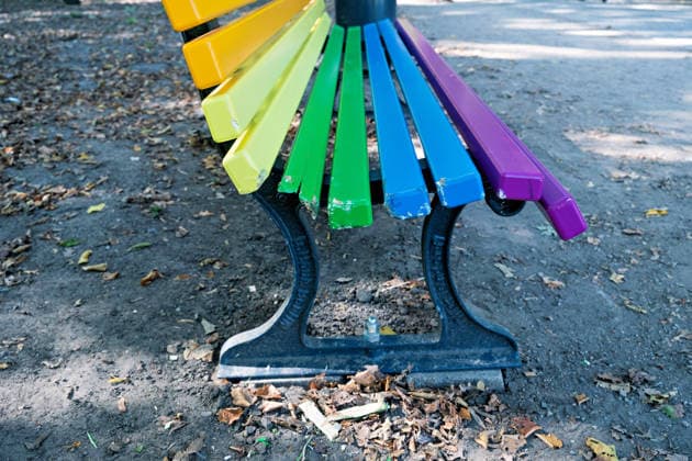 Berlin, September 29, 2026: The damaged rainbow bench in the Großer Tiergarten, which commemorates the victims of the attack on Christopher Street Day (CSD) on July 25, 2026