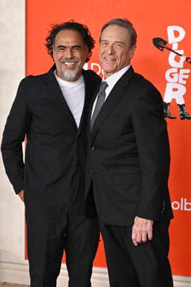 Alejandro González Inárritu and John Goodman at the premiere of the movie *Digger* at Directors Village in Los Angeles, September 28, 2026 Foto:xD.xStarbuckx xFuturexImagex digger_6210