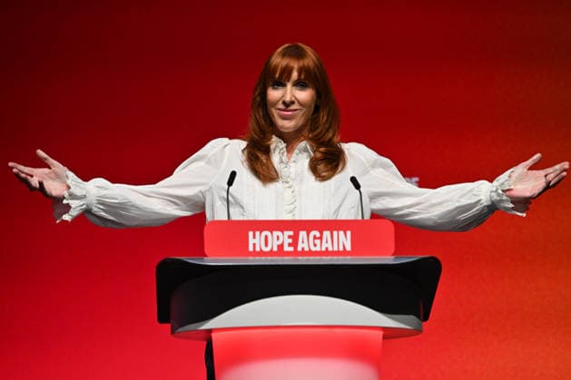 September 29, 2026, Liverpool, England, United Kingdom: Secretary of State for Housing, Communities and Local Government Angela Rayner gives a speech on the third day of the Labour Party Conference. Liverpool United Kingdom  - ZUMAs371 20260929_zip_s371_024 Copyright: xWiktorxSzymanowiczx