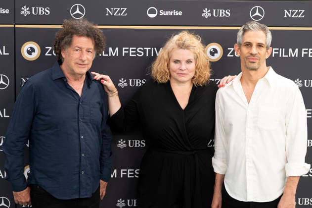 Michael Dweck, Reta Guetg, and Gregory Kershaw at the premiere of the documentary *Burgundy* at the 22nd Zurich Film Festival at Corso Zurich, September 28, 2026 Foto:xA.xRaemyx xFuturexImagex burgundy_6912