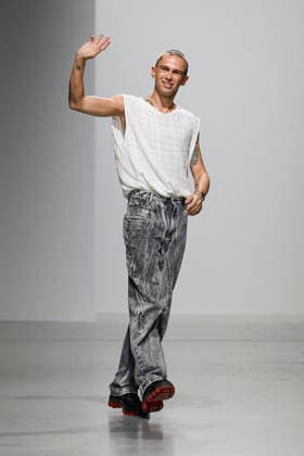 Fashion designer Victor Weinsanto on the runway during the Weinsanto Ready-to-Wear Spring Summer 2027 fashion show as part of Paris Fashion Week on September 28, 2026, in Paris, France. Bestimage, Paris, France  Copyright: xAgencex xBestimagexAgencex xBestimagex