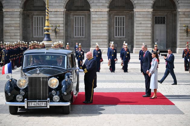 State visit to Spain of French Presidential couple - Welcome Ceremony French President Emmanuel Macron and his wife Brigitte Macron, Spanish King Felipe VI, Spanish Queen Letizia pictured during welcome ceremony at Royal Palace in Madrid, Spain on September 29, 2026. French Presidential couple pays a two-day state visit to Spain. Photo by Eliot Blondet ABACAPRESS.COM Madrid Spain  Copyright: xBlondetxEliot ABACAx